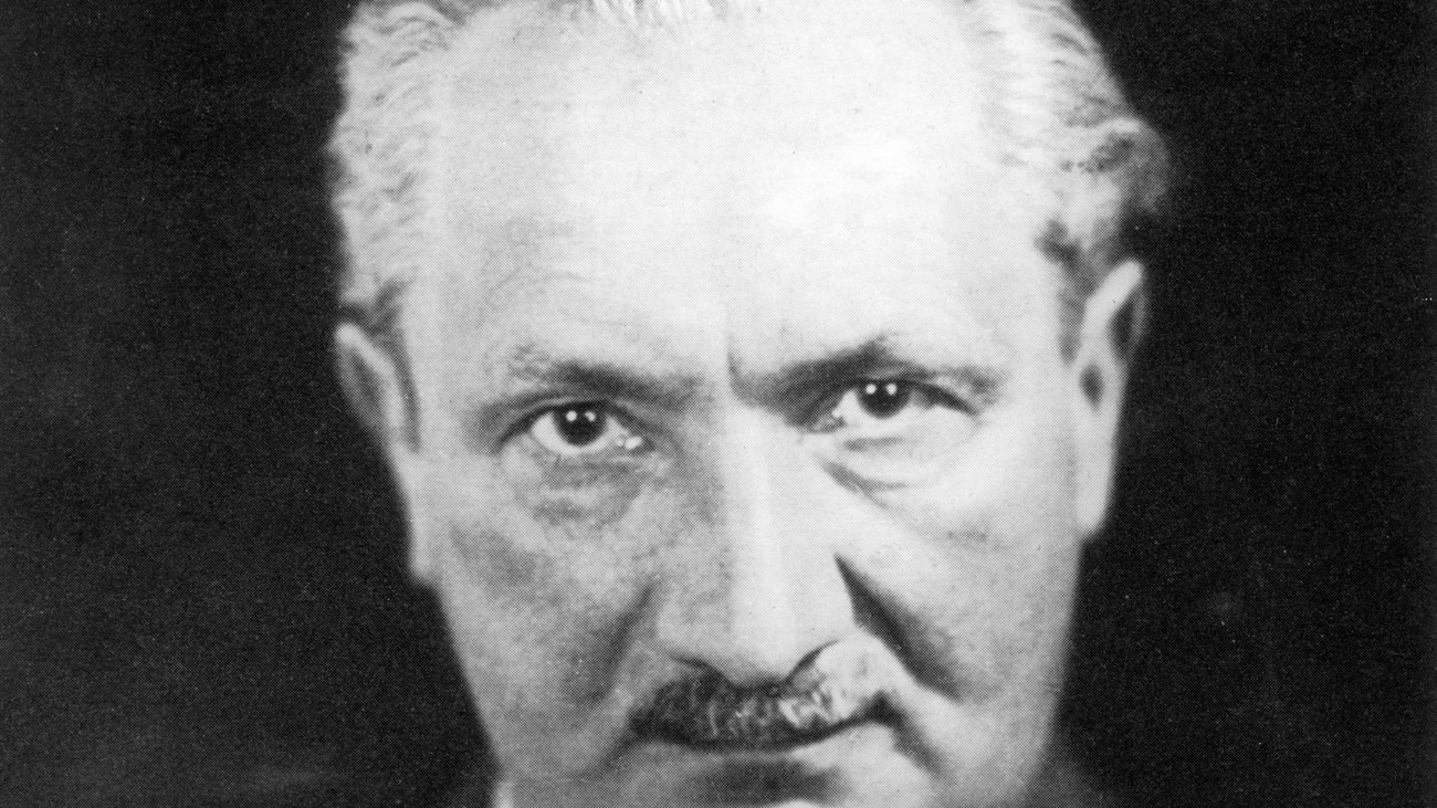 Малкият човек, Хайдегер, индивидуализмът и дясното