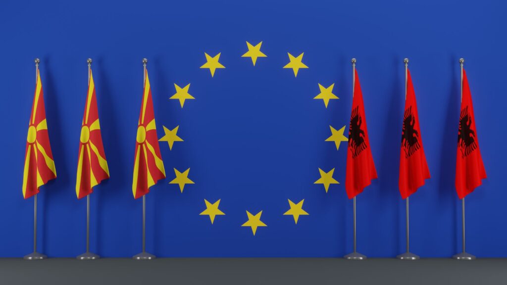 Република Северна Македония европейски съюз Албания знамена