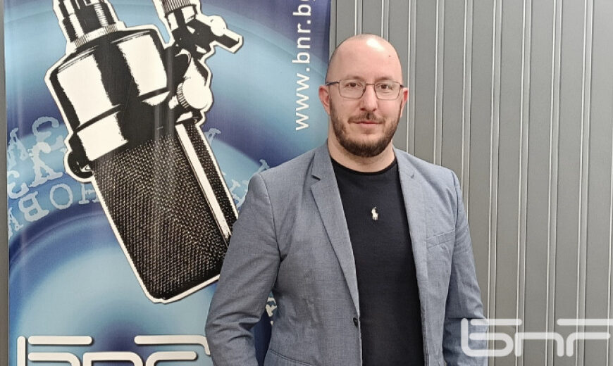 Еврото не е панацея за проблемите с финансите: Михаил Кръстев