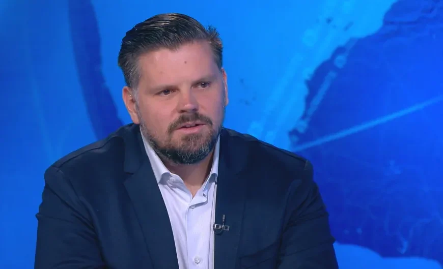 „Държавата не създава стойност. Заплатите в публичния сектор трябва да бъдат моментално замразени“: Никола Филипов