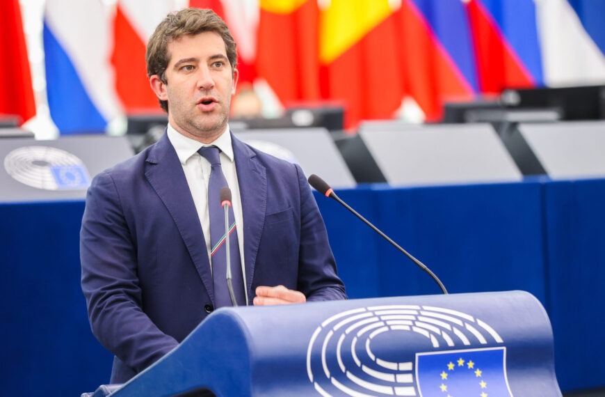 „С тази съдебна реформа може най-накрая да сложим край на решения, които са политически“ — евродепутатът Стефано Каведаня